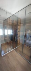 Quarto 1 - Armário Espelhado